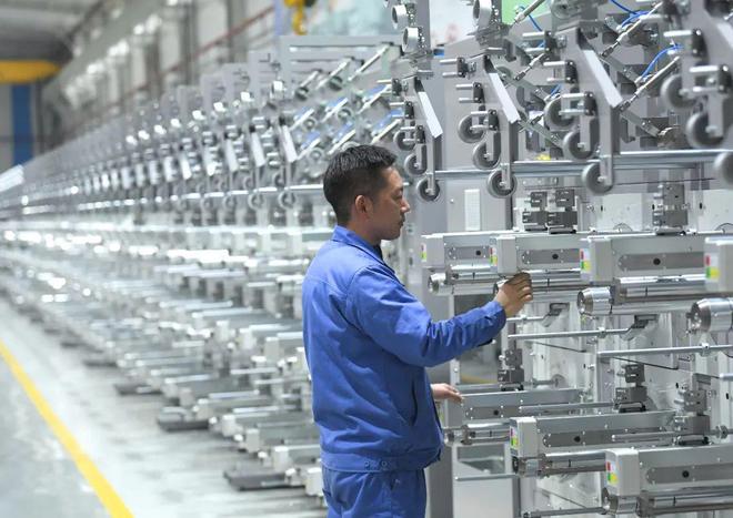 半岛体育一周政策动态|工信部:优化信息通信行业营商环境;央行等五部门:加强支持乡村全面振兴(图3) 半岛体育一周政策动态|工信部:优化信息通信行业营商环境;央行等五部门:加强支持乡村全面振兴(图3)