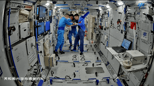 看图半岛体育说话你知道航天员在做什么吗?(下)(图5) 看图半岛体育说话你知道航天员在做什么吗?(下)(图5)